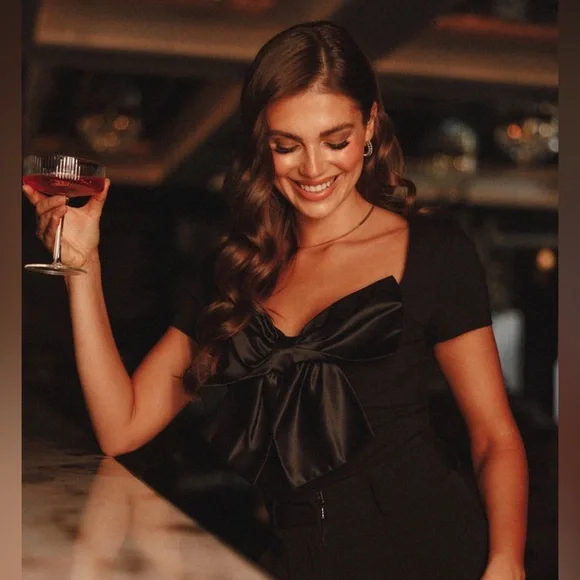 Petal & pup stain bow bodysuit nwot - Picture 5 of 6